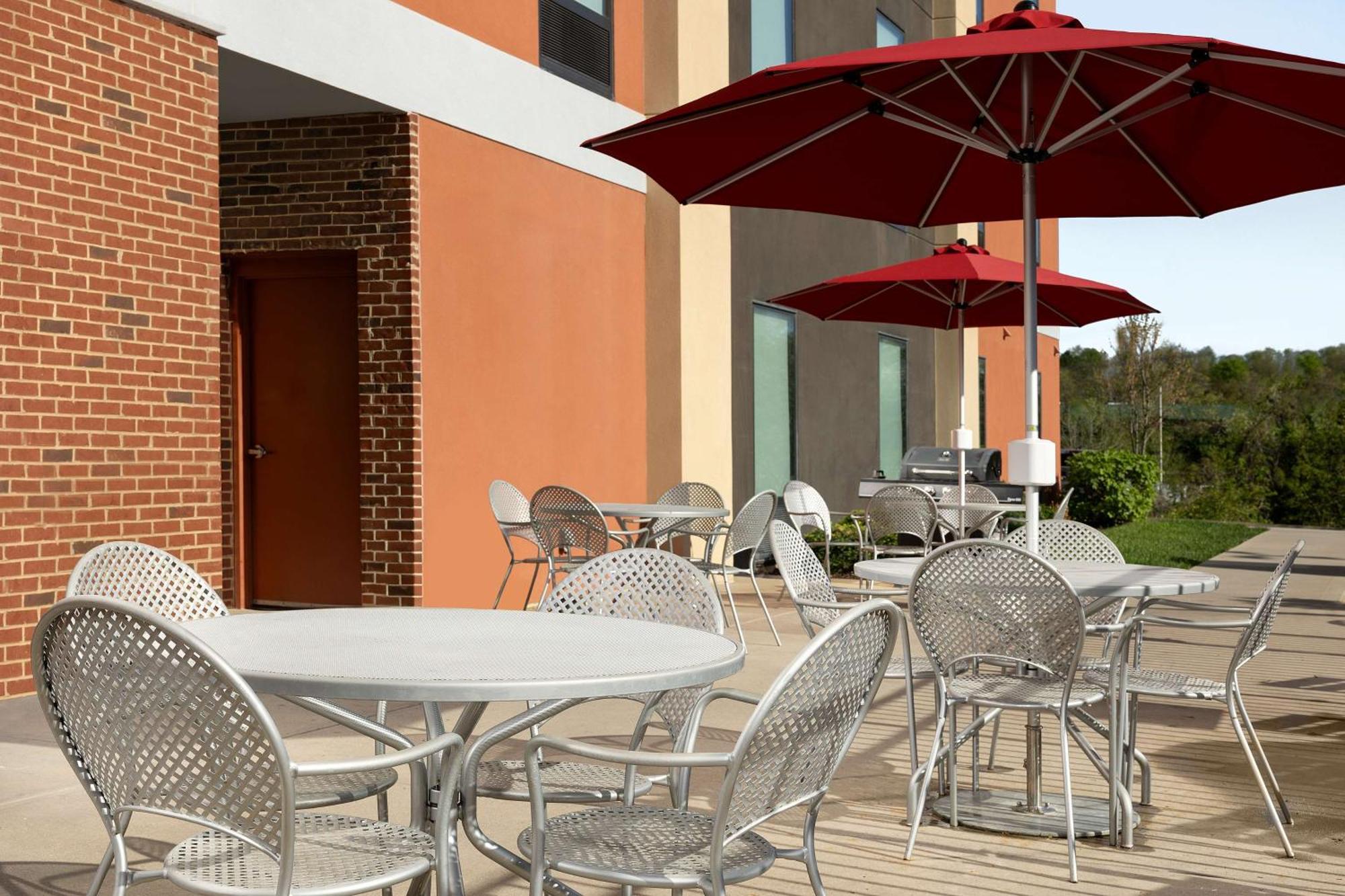 Home2 Suites By Hilton Knoxville West Exterior photo
